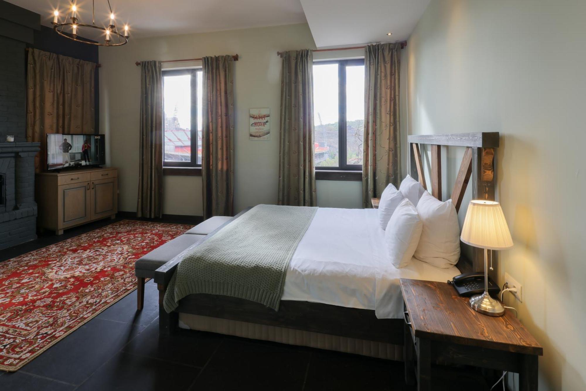Apricot Hotel Yerevan Exterior photo